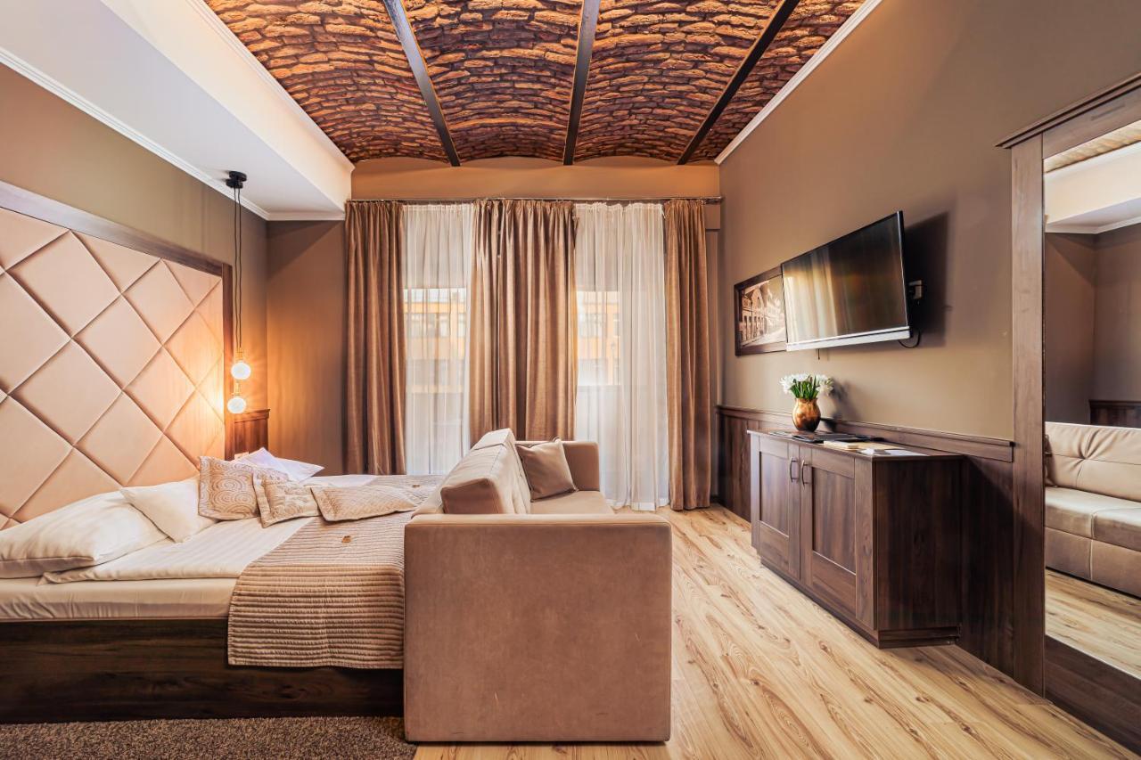 Komlo Hotel 久洛 外观 照片