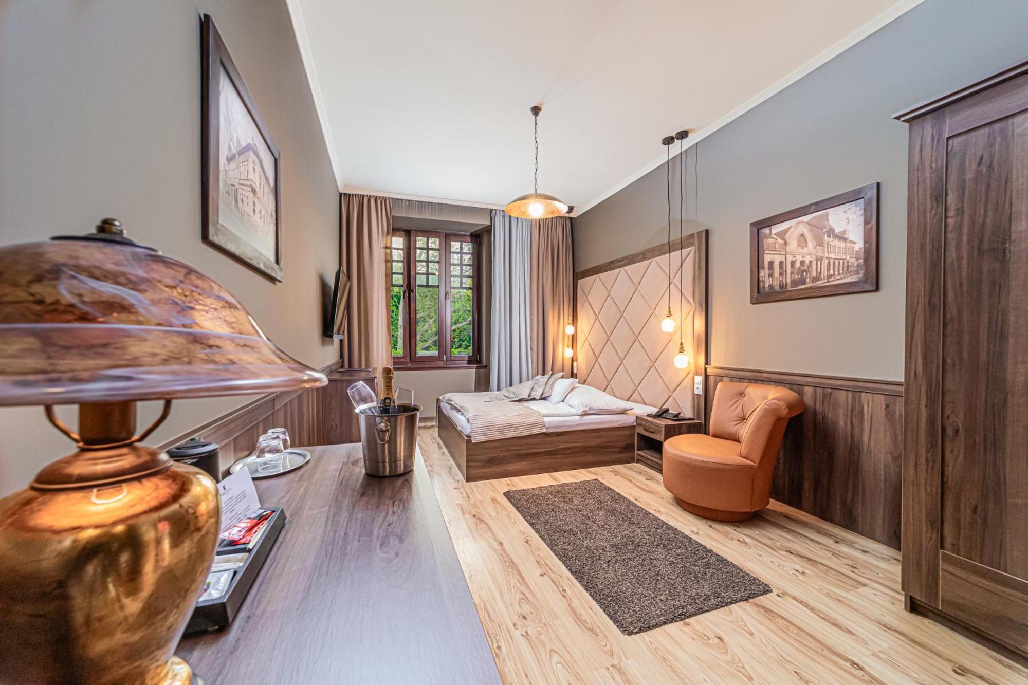 Komlo Hotel 久洛 外观 照片
