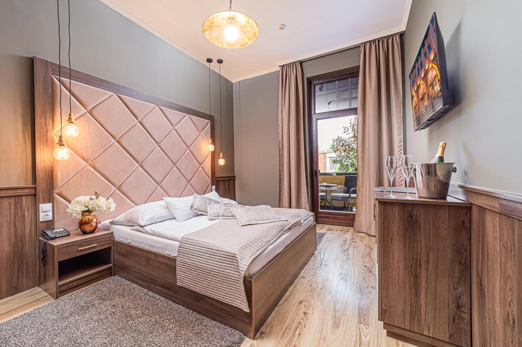 Komlo Hotel 久洛 外观 照片